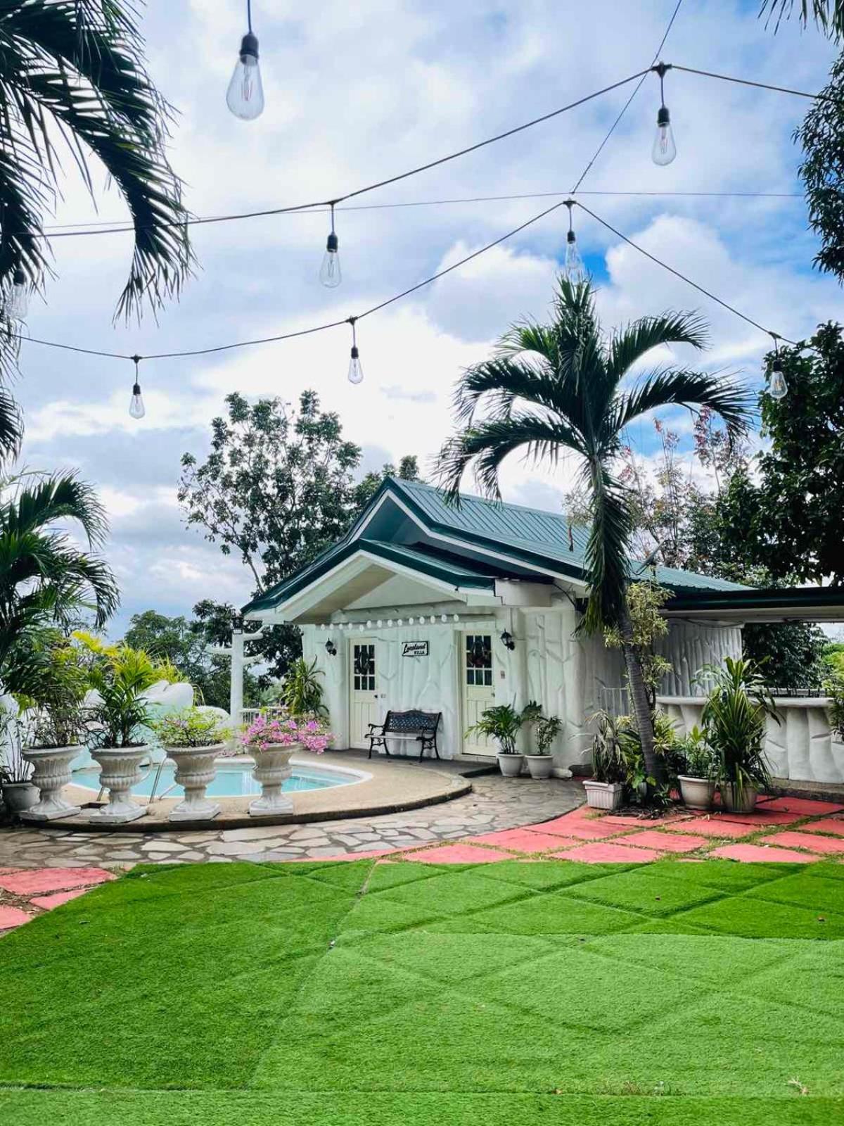 Loreland Farm Resort Antipolo Exterior foto