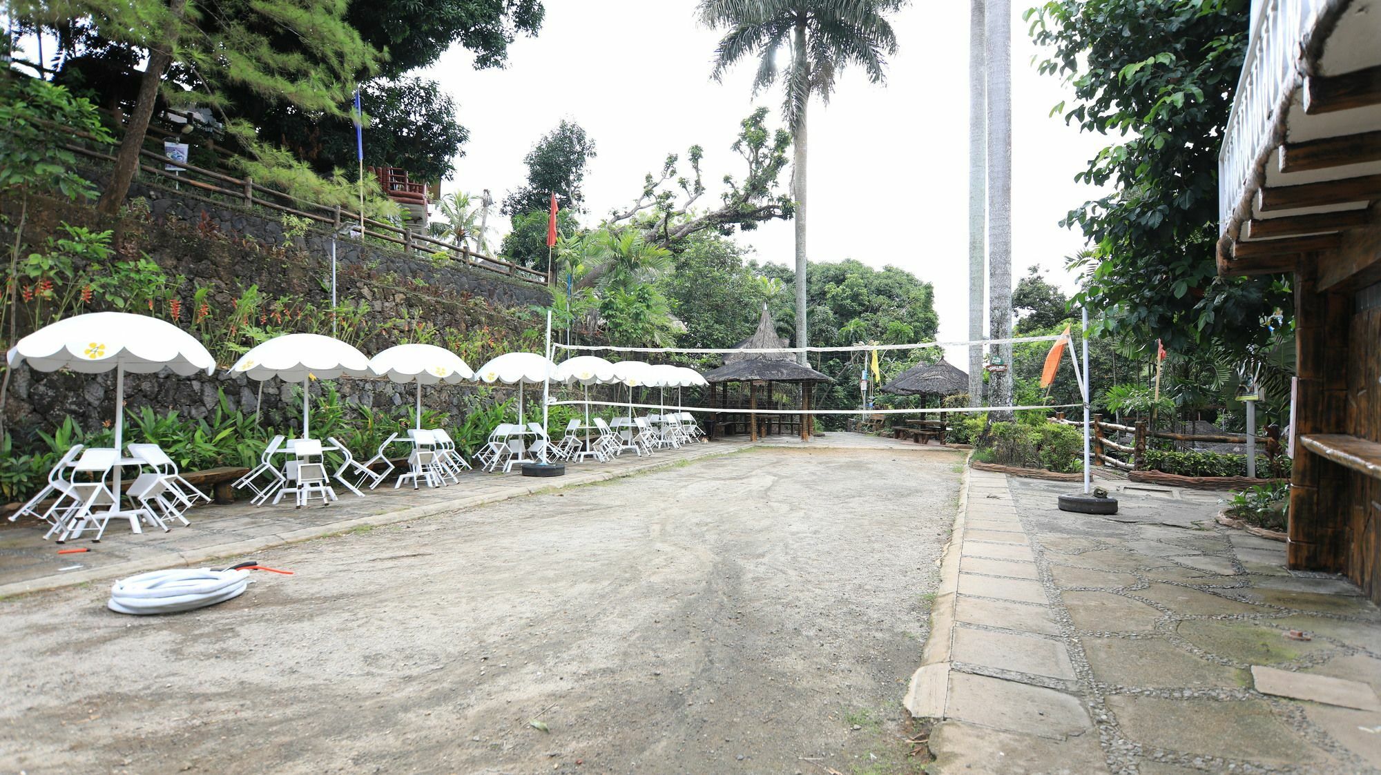 Loreland Farm Resort Antipolo Exterior foto
