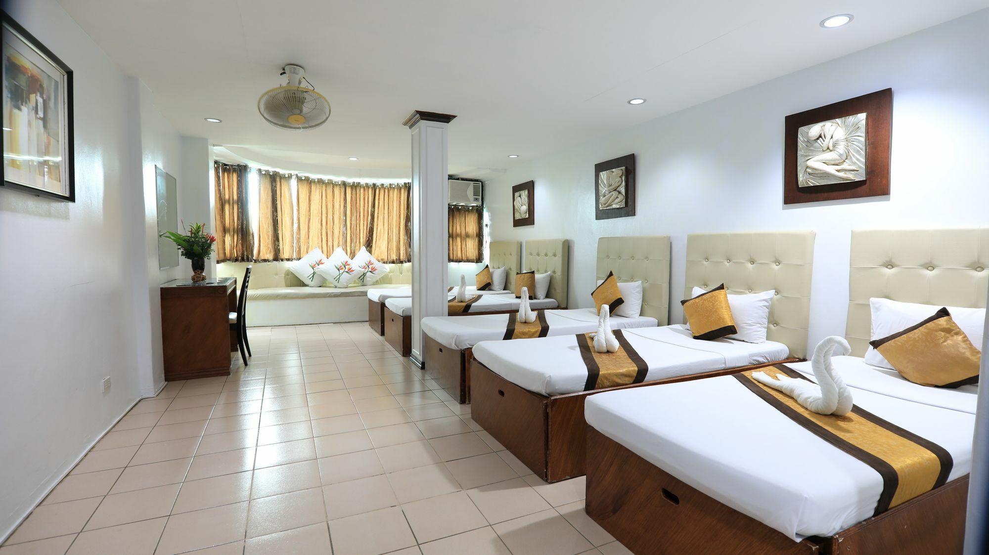 Loreland Farm Resort Antipolo Exterior foto