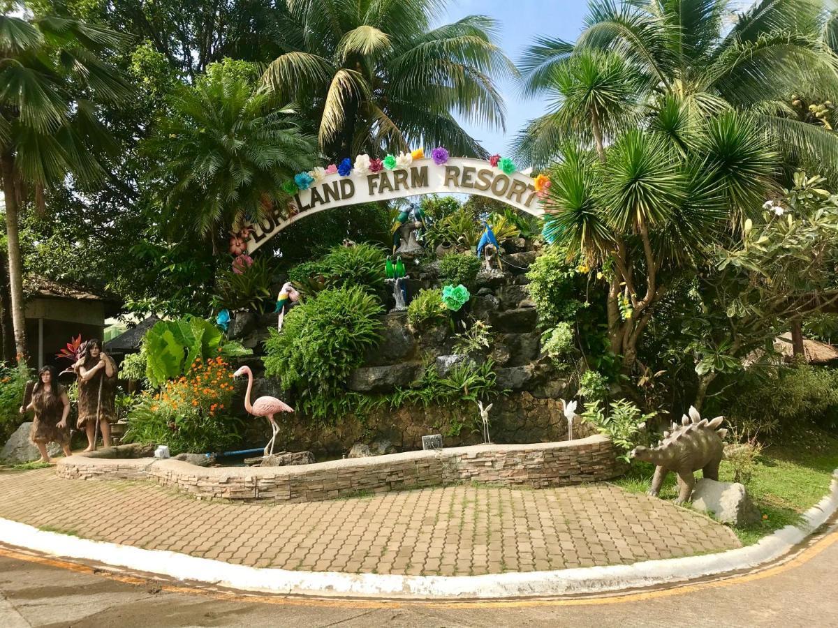 Loreland Farm Resort Antipolo Exterior foto